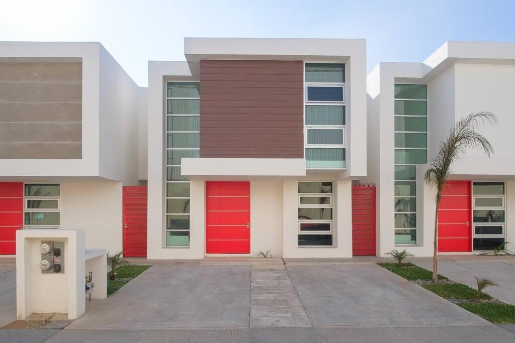 Casa Moderna Y Elegante En El Corazon De Ensenada! Villa Exterior photo