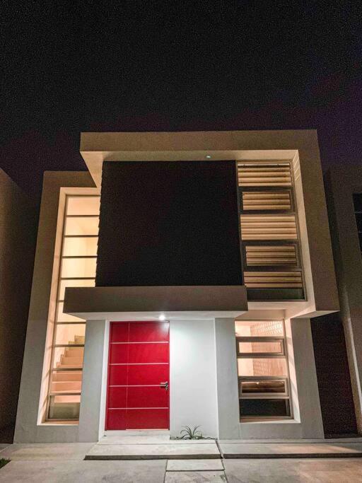Casa Moderna Y Elegante En El Corazon De Ensenada! Villa Exterior photo